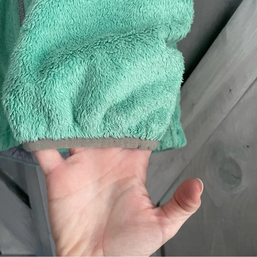 The north face aqua mint gray fuzzy jacket zip up hood‎ size Large 14/16